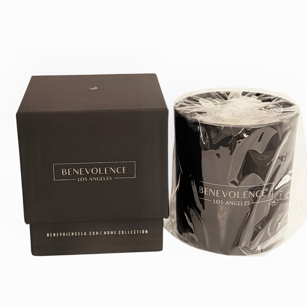 Benevolence Los Angeles Candle Rose & Sandalwood New In Box
